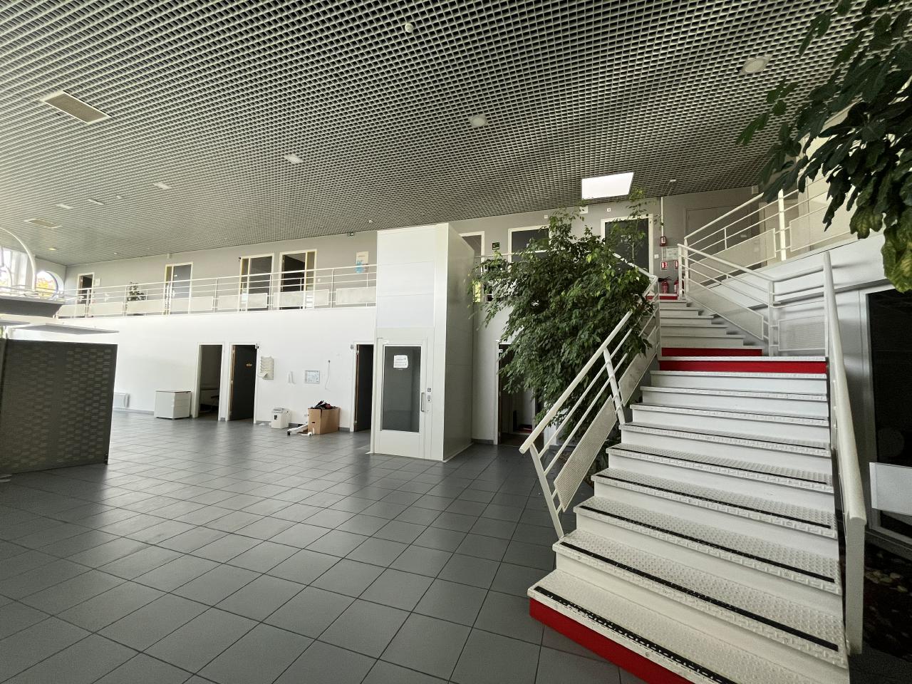 Bureau Mont-Saint-Aignan 1647m² Location bureau Mont-Saint-Aignan Seine-Maritime OLBUR2530618 3